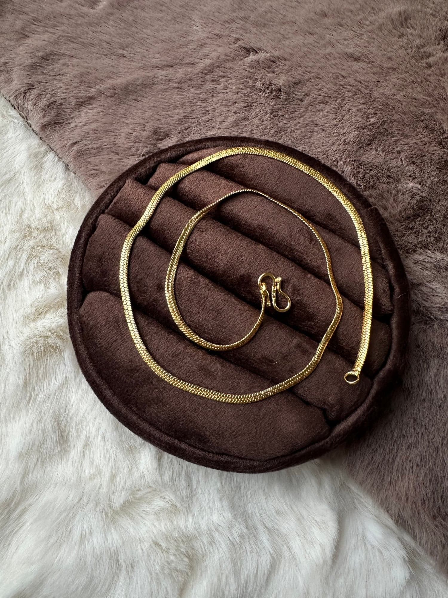 Zarrin Herringbone Chain
