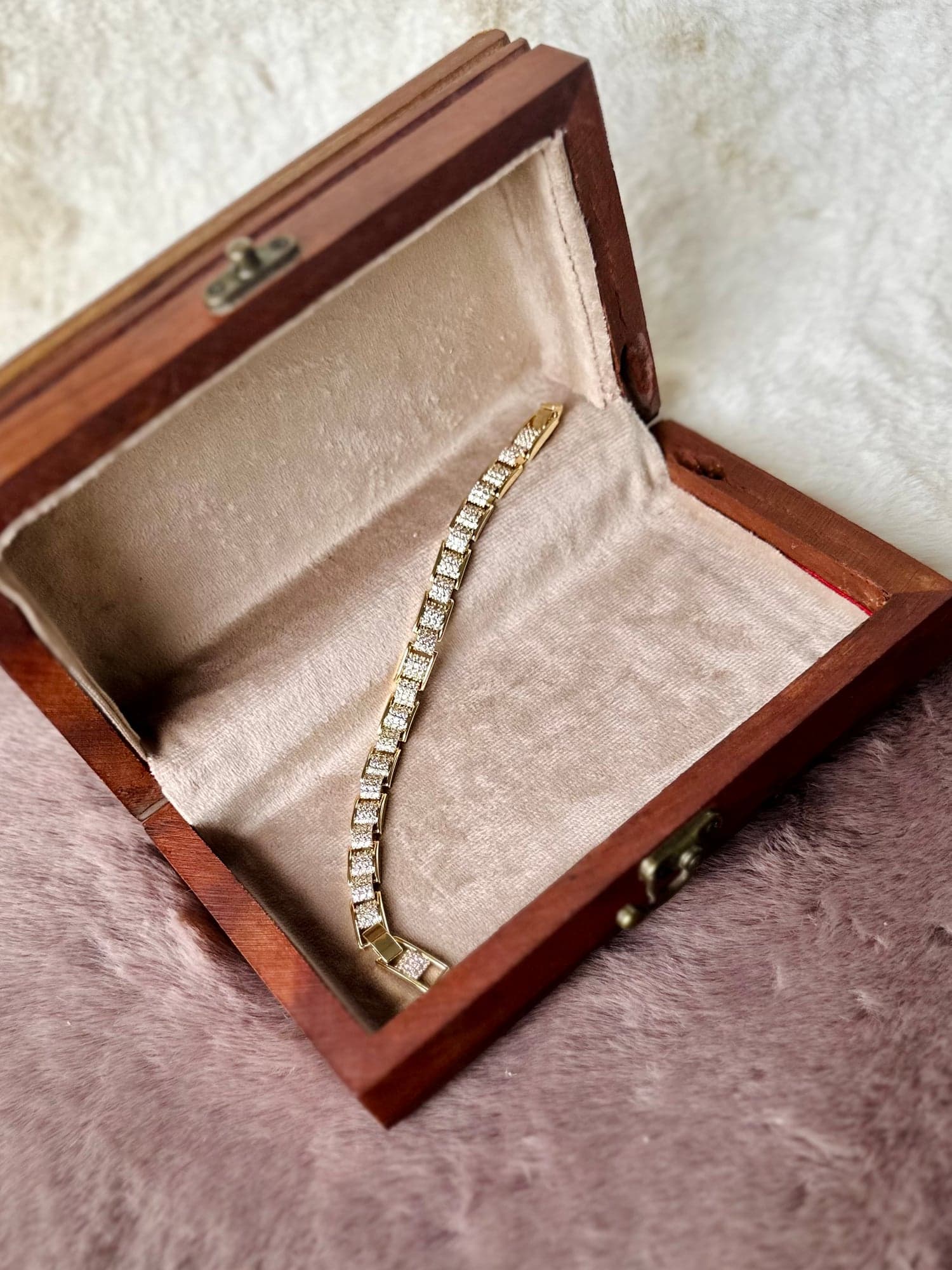 Zarnigar Pavé Link Bracelet